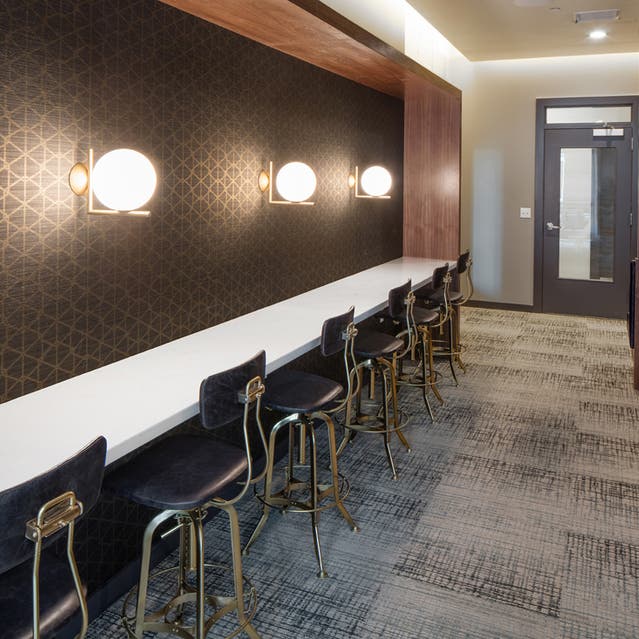 Rivage Apartments - Business Center with Comfortable Seating and Tables